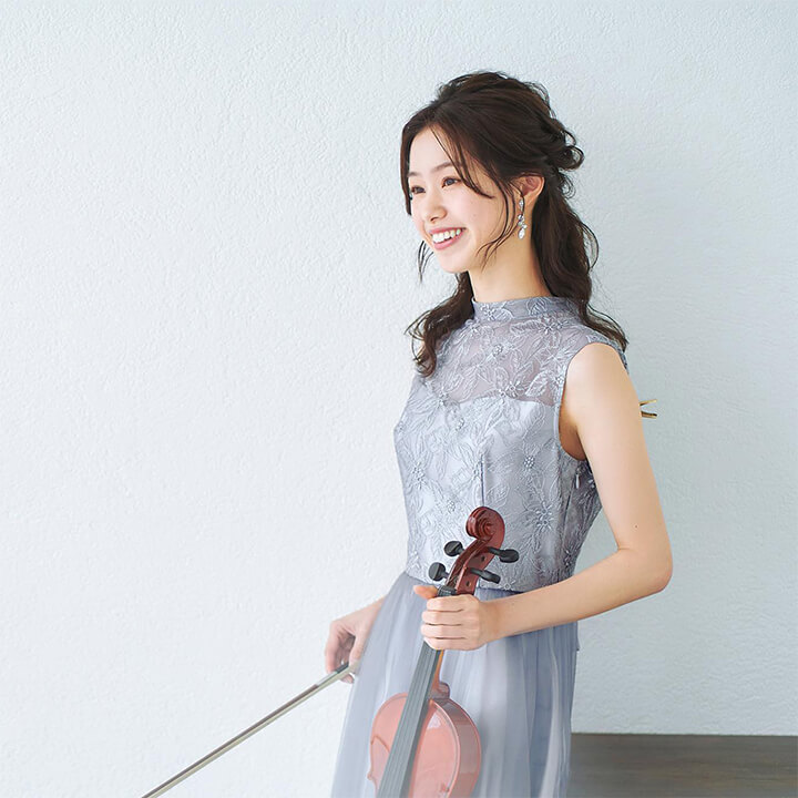 木下桜 – AIMER ドレスカタログ2022